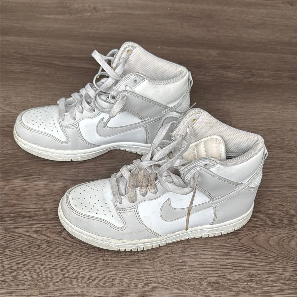Nike High-Top Sneakers in Gray